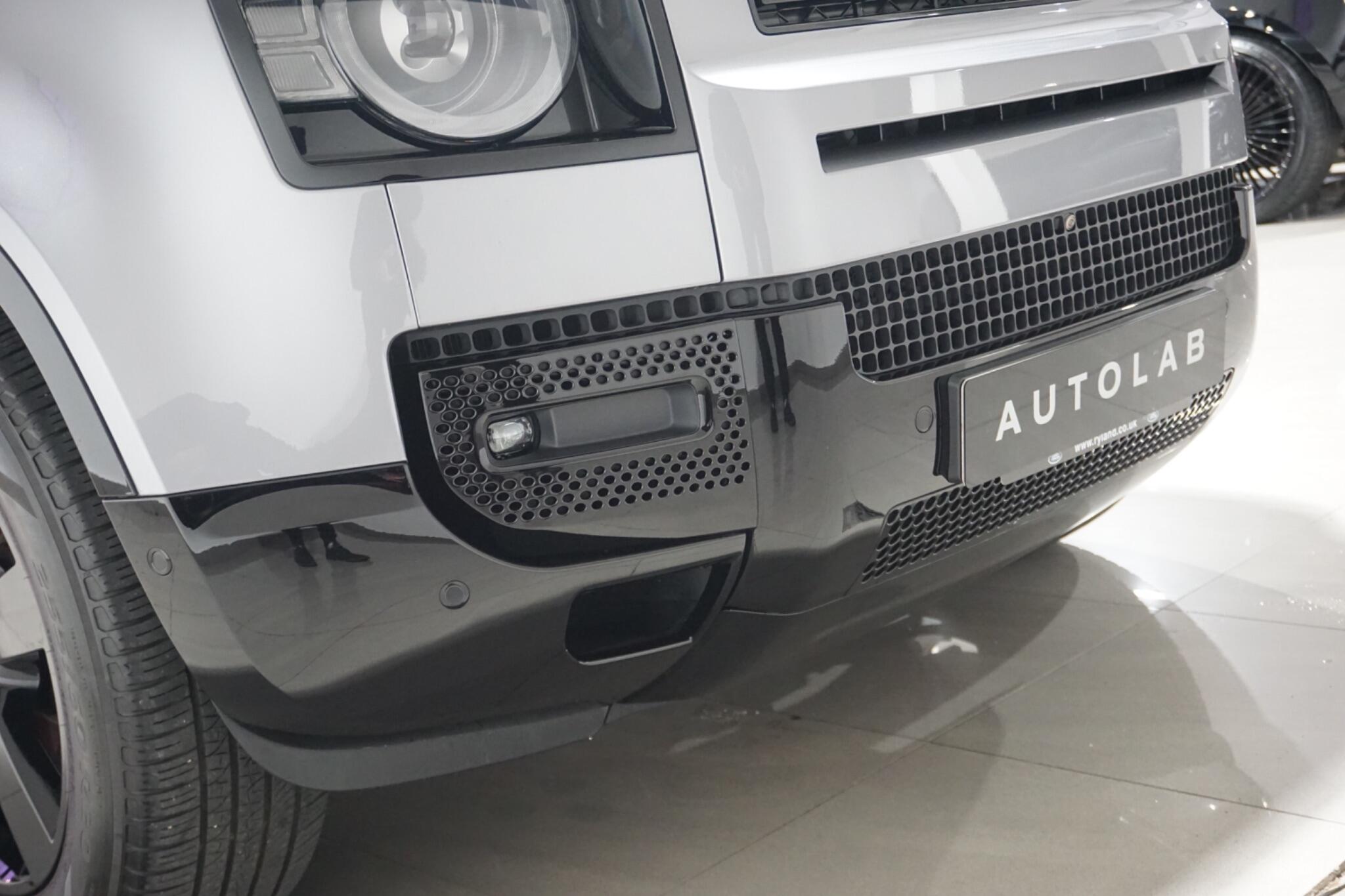 Land Rover Defender 110 2.0 P400e 15.4kWh X-Dynamic HSE SUV 5dr Petrol Plug-in Hybrid Auto 4WD Euro 6 (s/s) (404 ps)